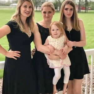 Meet your Posher, Emma